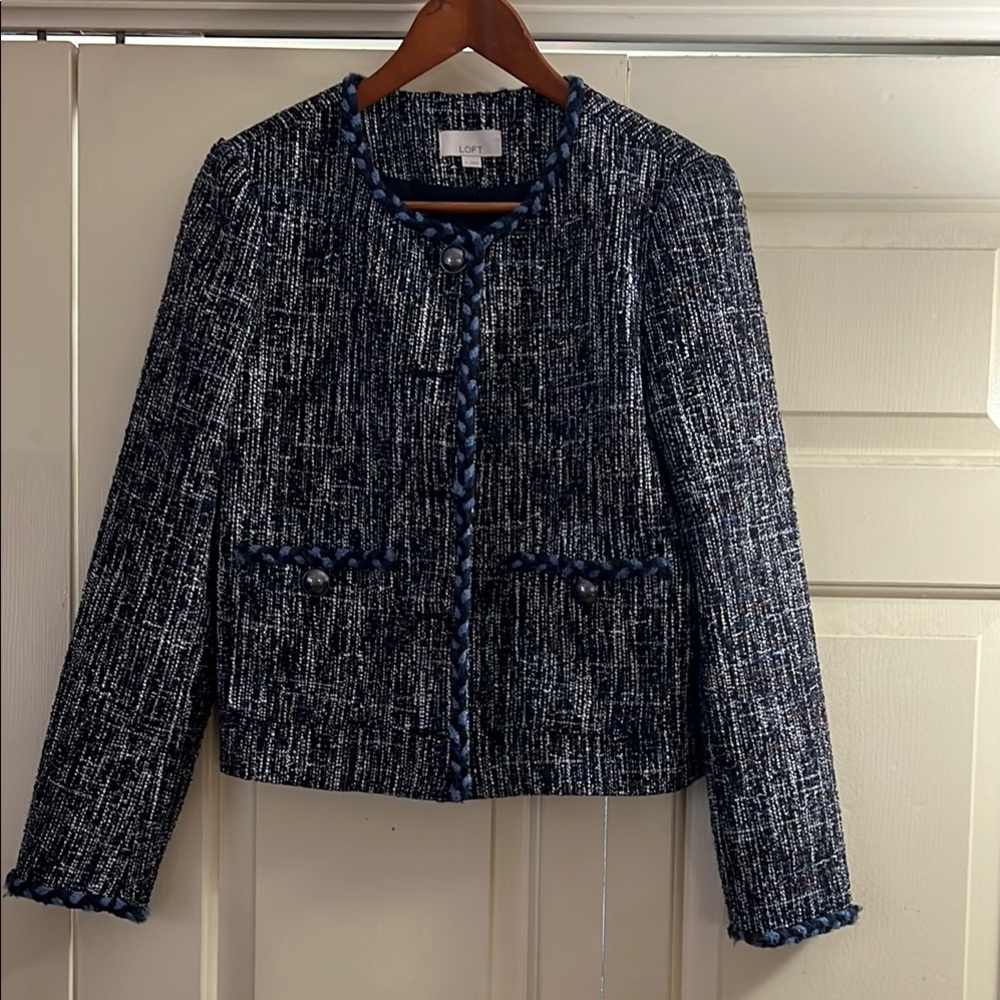 LOFT Textured Navy and White Blazer Beautiful Buttons & Contrasting Braided Trim